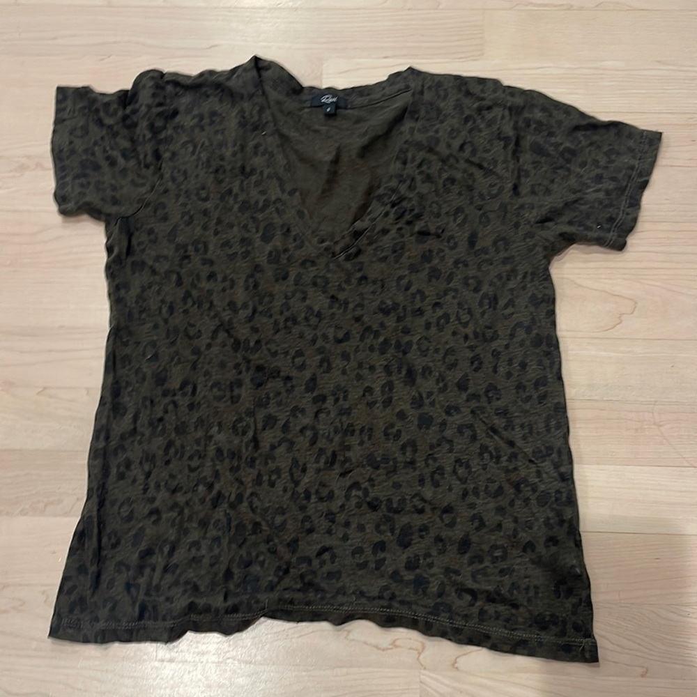 Rails v neck tshirt
